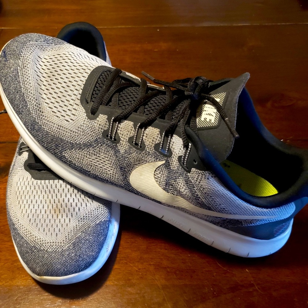 Men’s Nike Sneakers - size 15